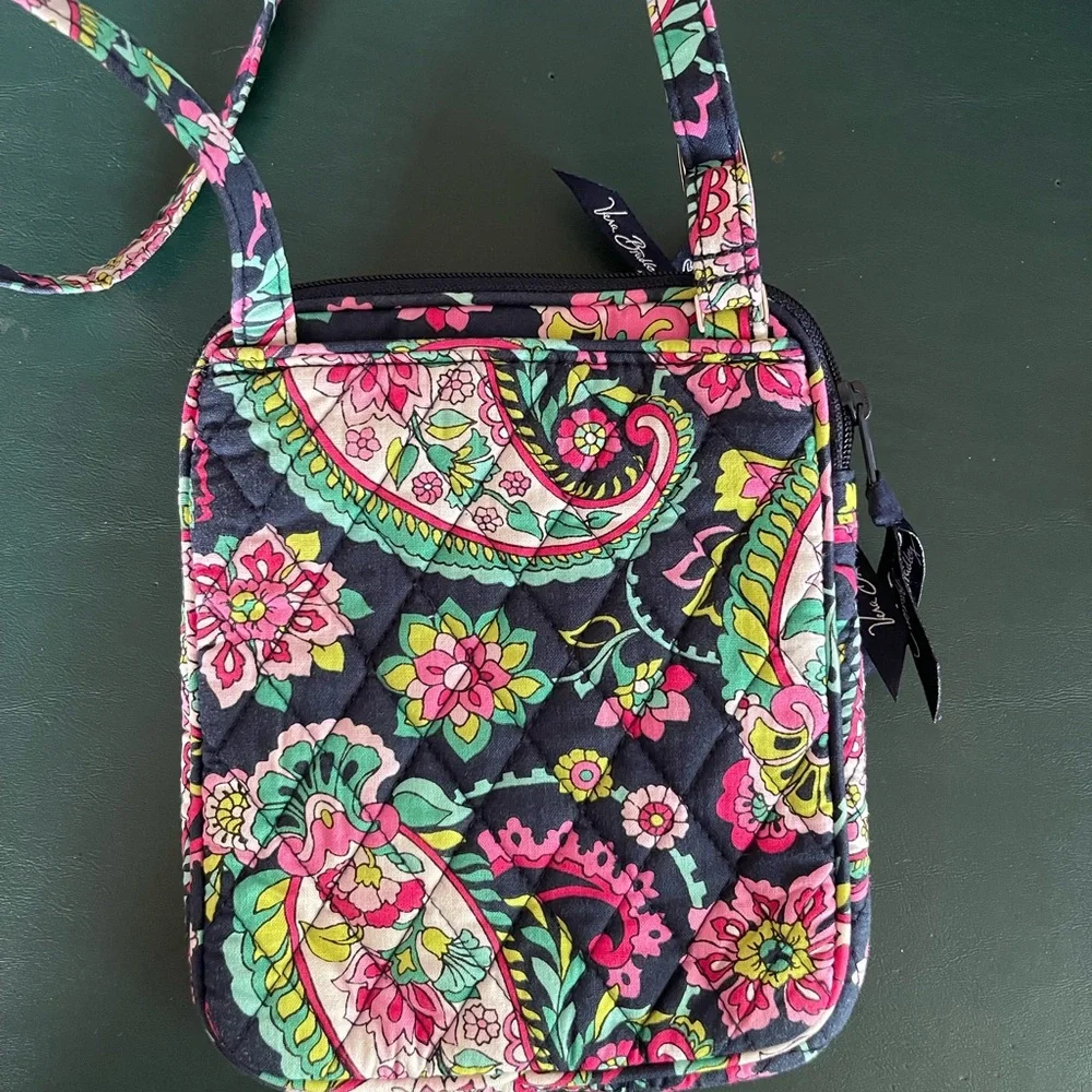 Vera Bradley crossbody purse - Picture 8 of 16